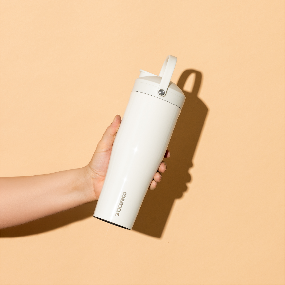 protein-shaker-e6 4456e7370209--Artboard-1-copy-5.png