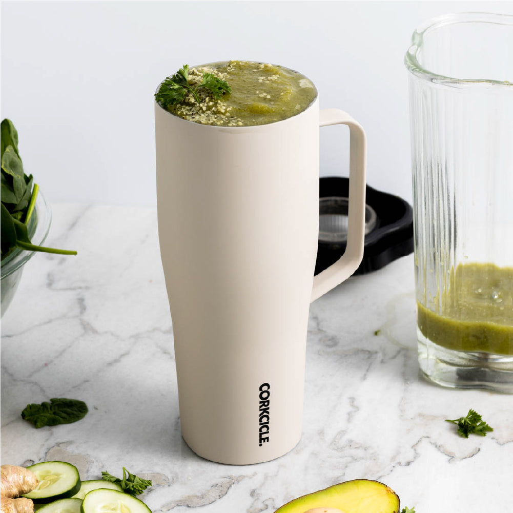 cold-cup-xl-b1 588f4a27c4cf--2230CLT-lifestyle.jpg