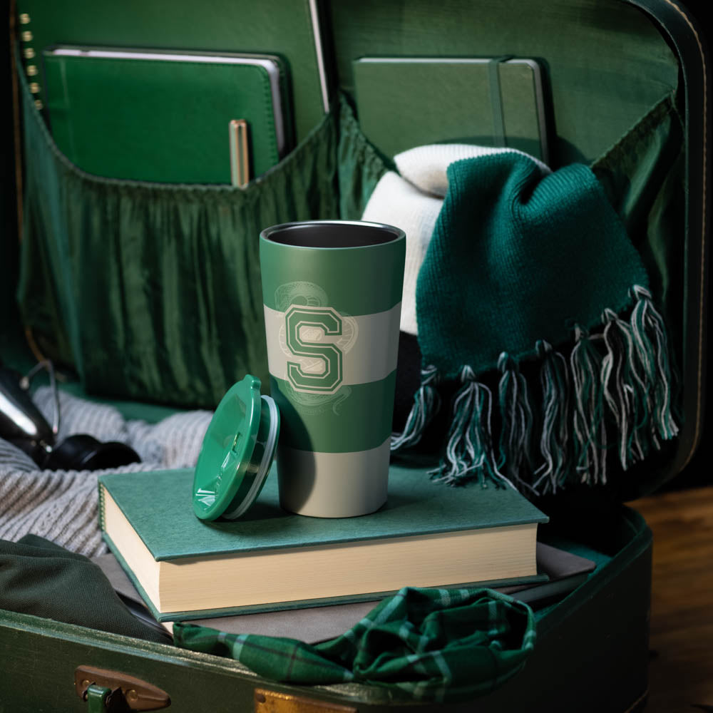 harry-potter-tumbler-r1 84ce9e4c9c5c--HarryPotter-Slytherin-4.jpg